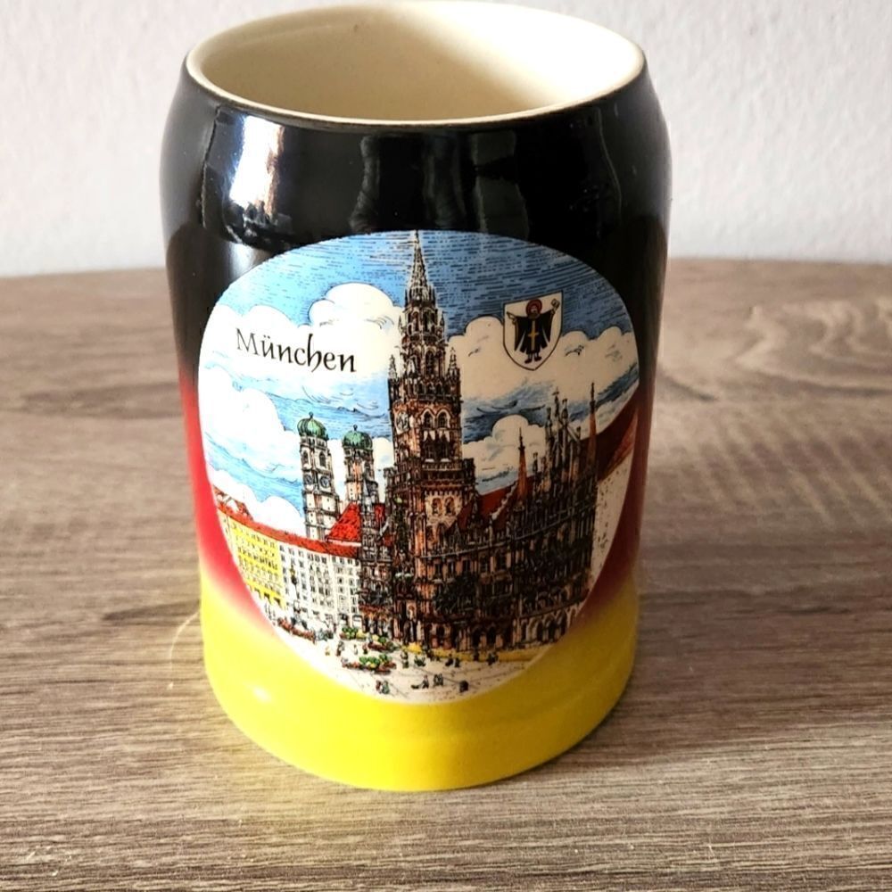 MUNCHEN Gerz Beer Mug Stein Ceramic Pottery Crock 0.5L